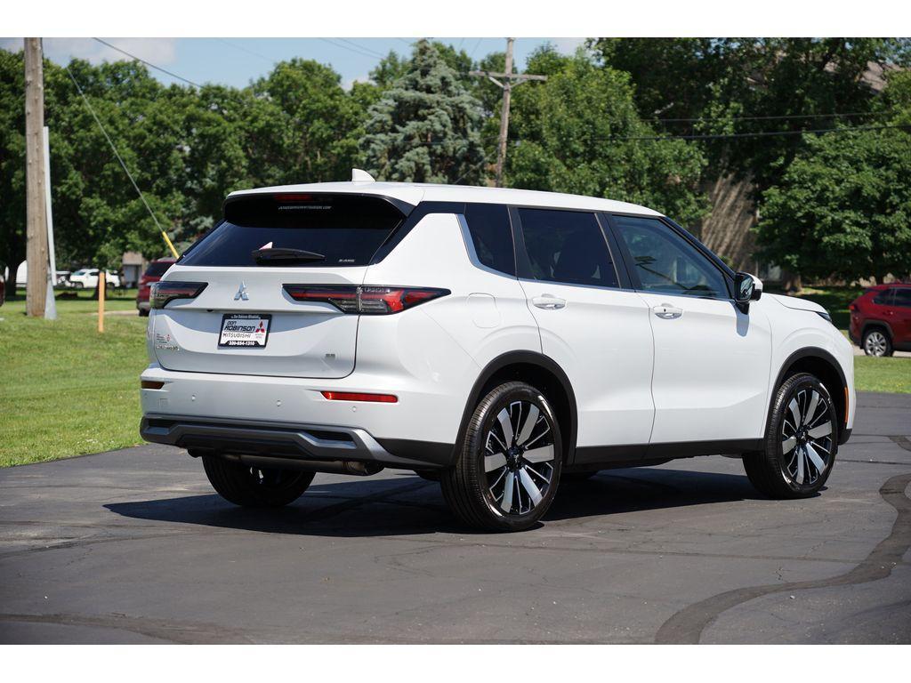new 2025 Mitsubishi Outlander car, priced at $38,517
