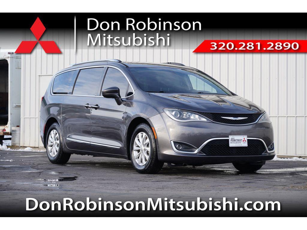 used 2018 Chrysler Pacifica car, priced at $13,999