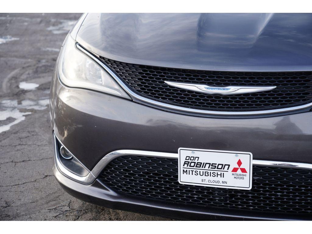 used 2018 Chrysler Pacifica car, priced at $13,999