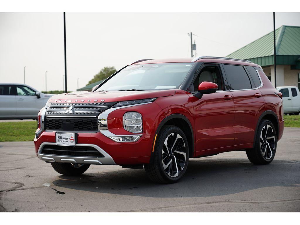 used 2024 Mitsubishi Outlander car, priced at $32,499