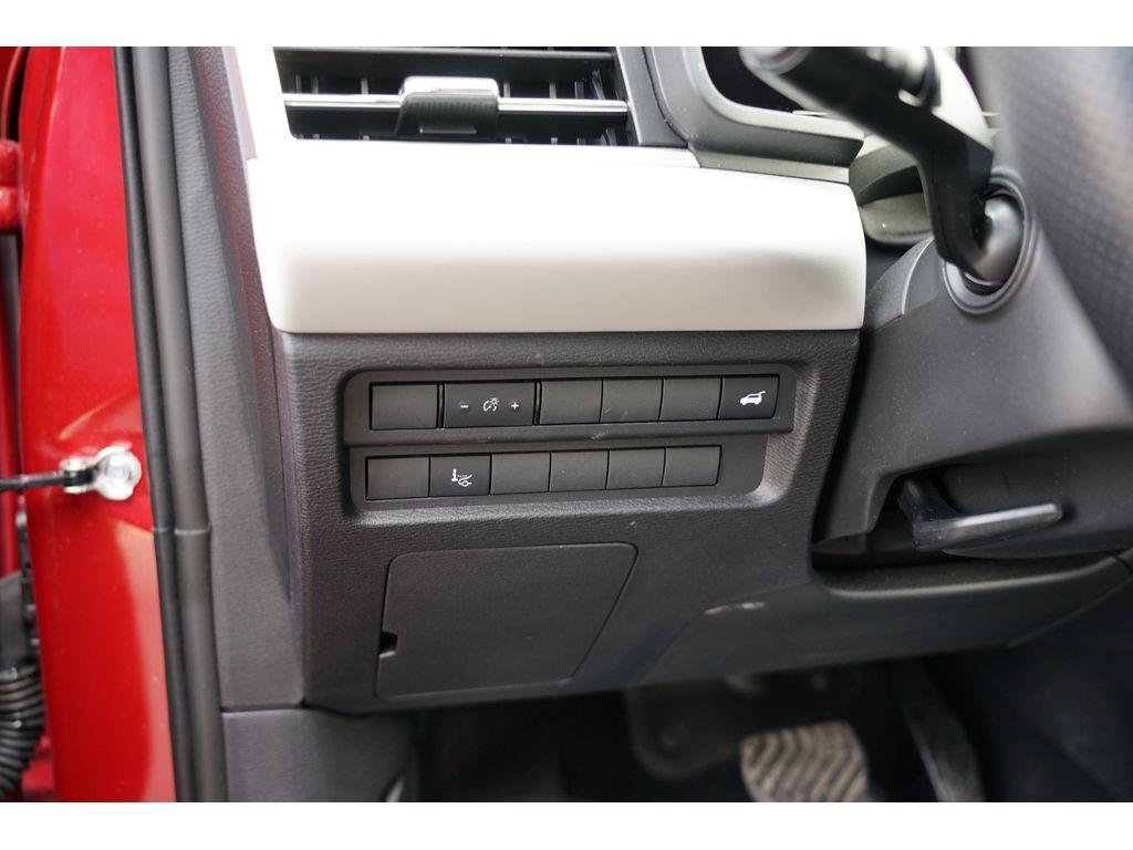 used 2024 Mitsubishi Outlander car, priced at $32,499