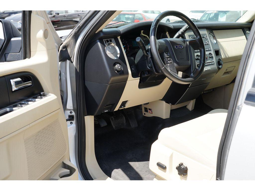 used 2016 Ford Expedition car, priced at $17,999
