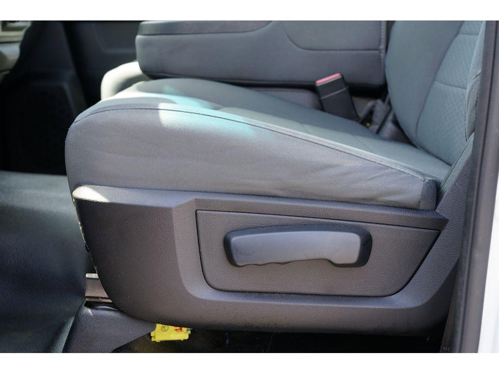 used 2015 Ram 1500 car, priced at $17,999
