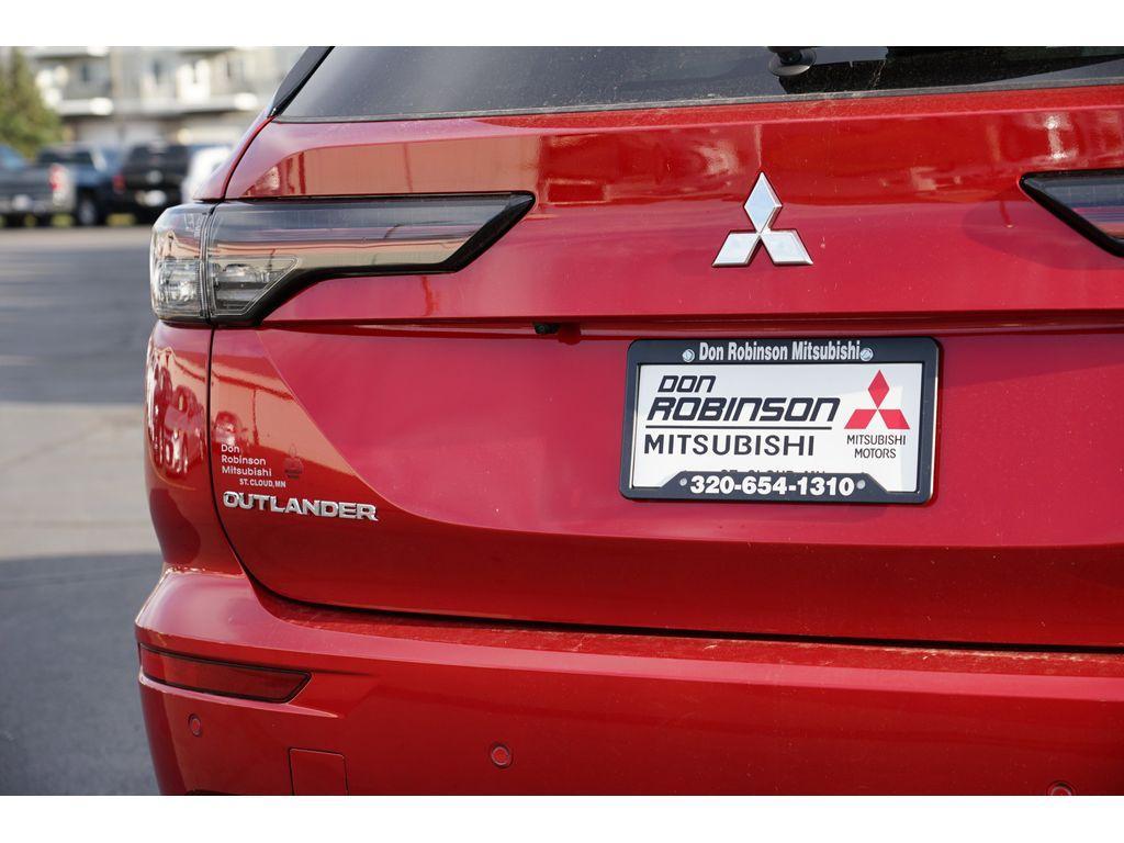 new 2025 Mitsubishi Outlander car, priced at $30,842