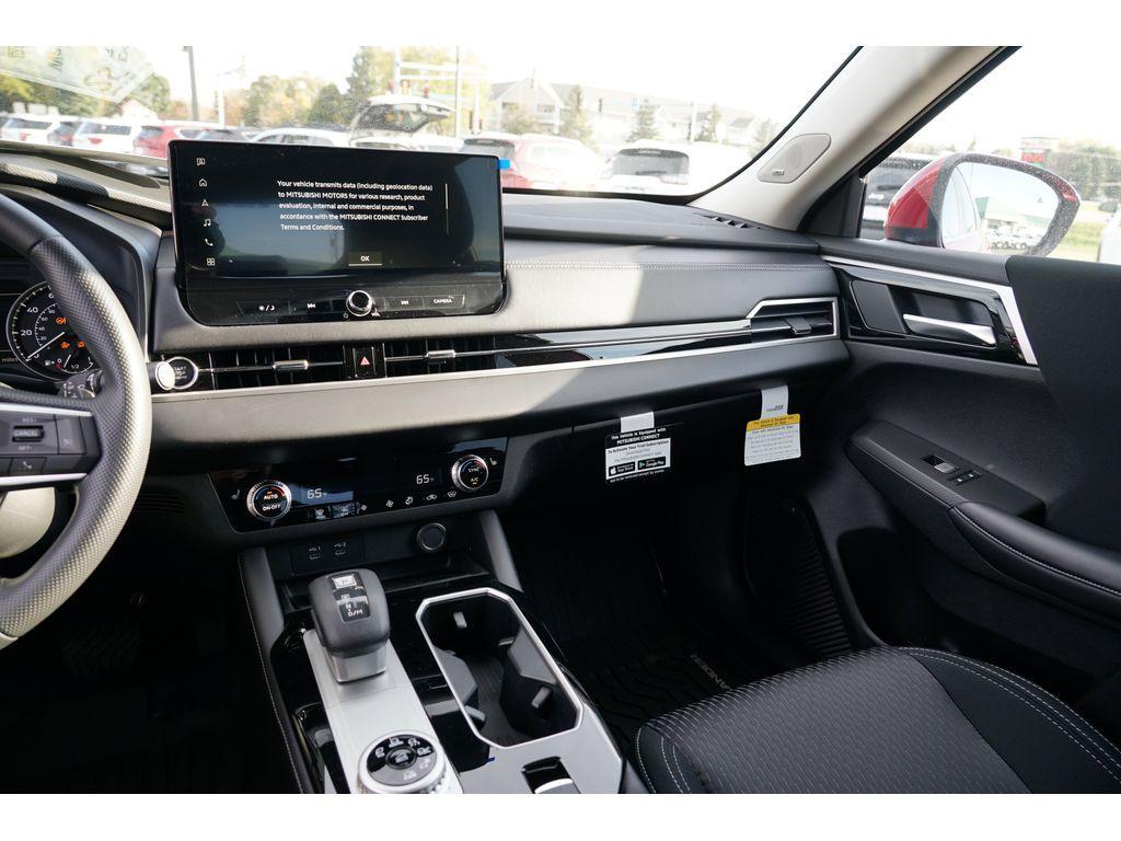 new 2025 Mitsubishi Outlander car, priced at $30,842