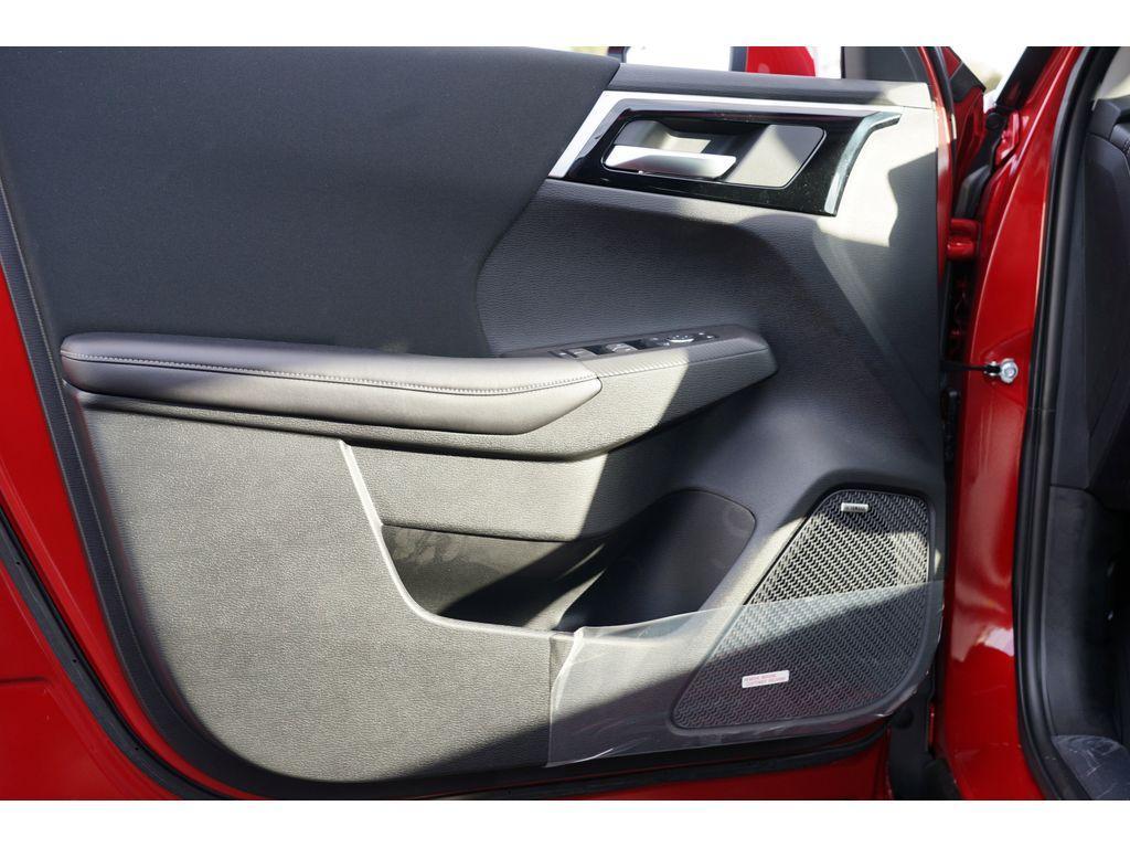 new 2025 Mitsubishi Outlander car, priced at $30,842