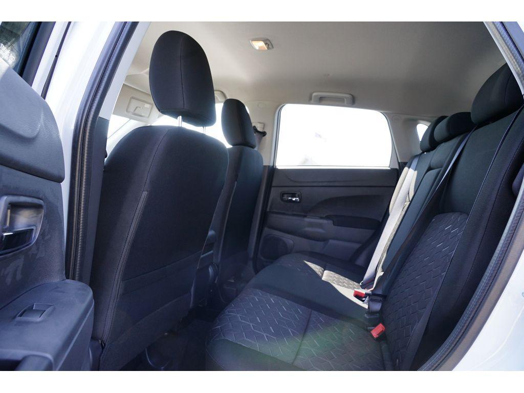 new 2025 Mitsubishi Outlander Sport car