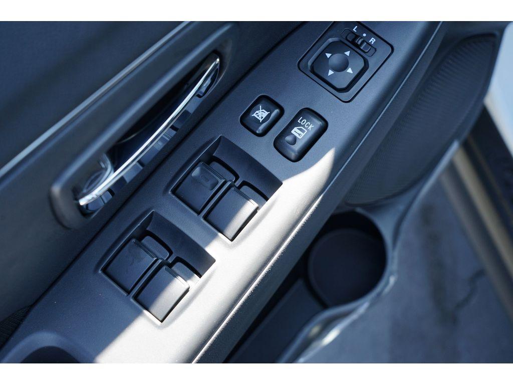 new 2025 Mitsubishi Outlander Sport car