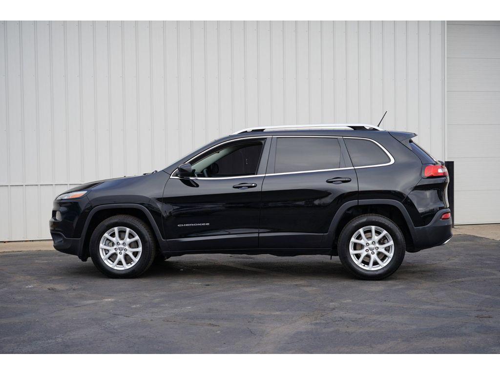 used 2018 Jeep Cherokee car, priced at $11,699