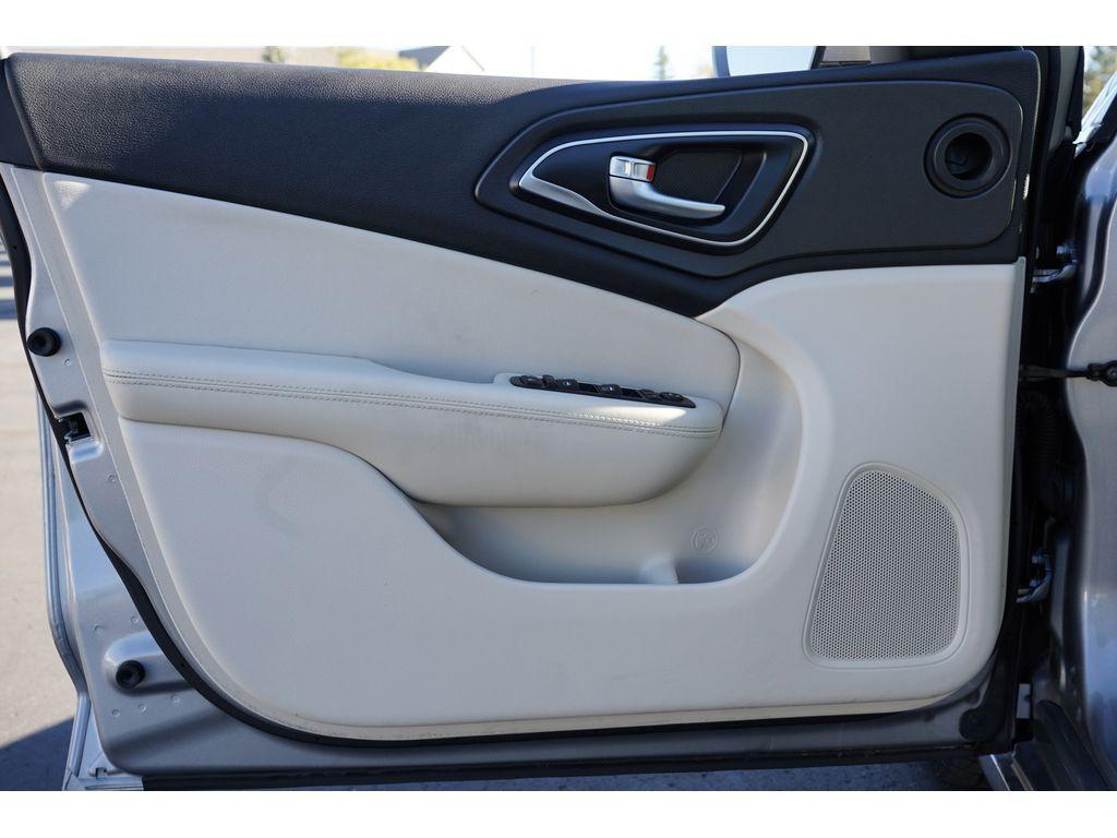 used 2016 Chrysler 200 car, priced at $13,999