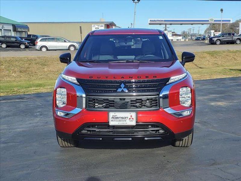 new 2024 Mitsubishi Outlander car