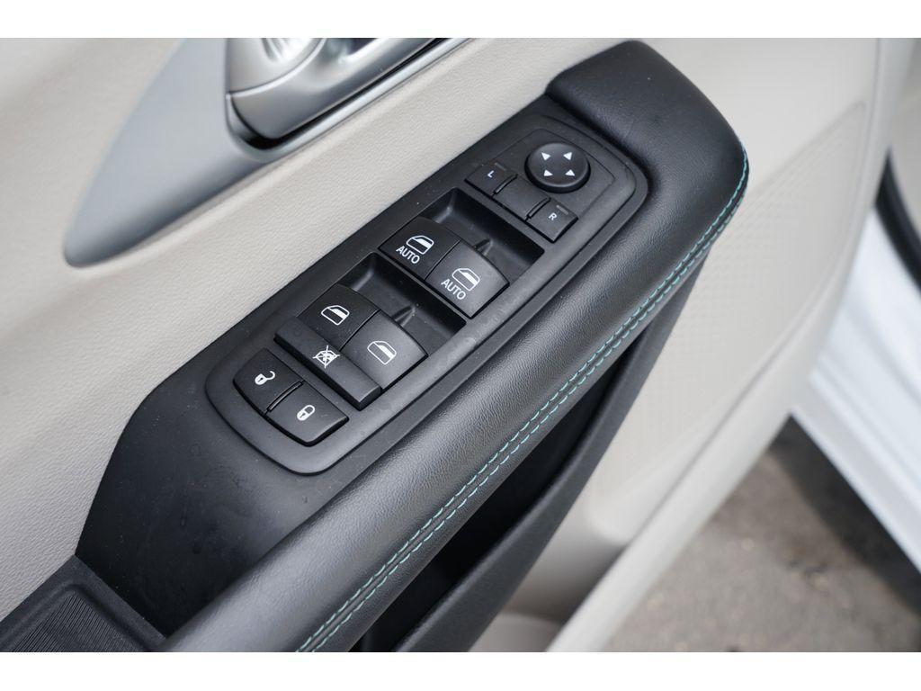 used 2017 Chrysler Pacifica Hybrid car, priced at $19,999