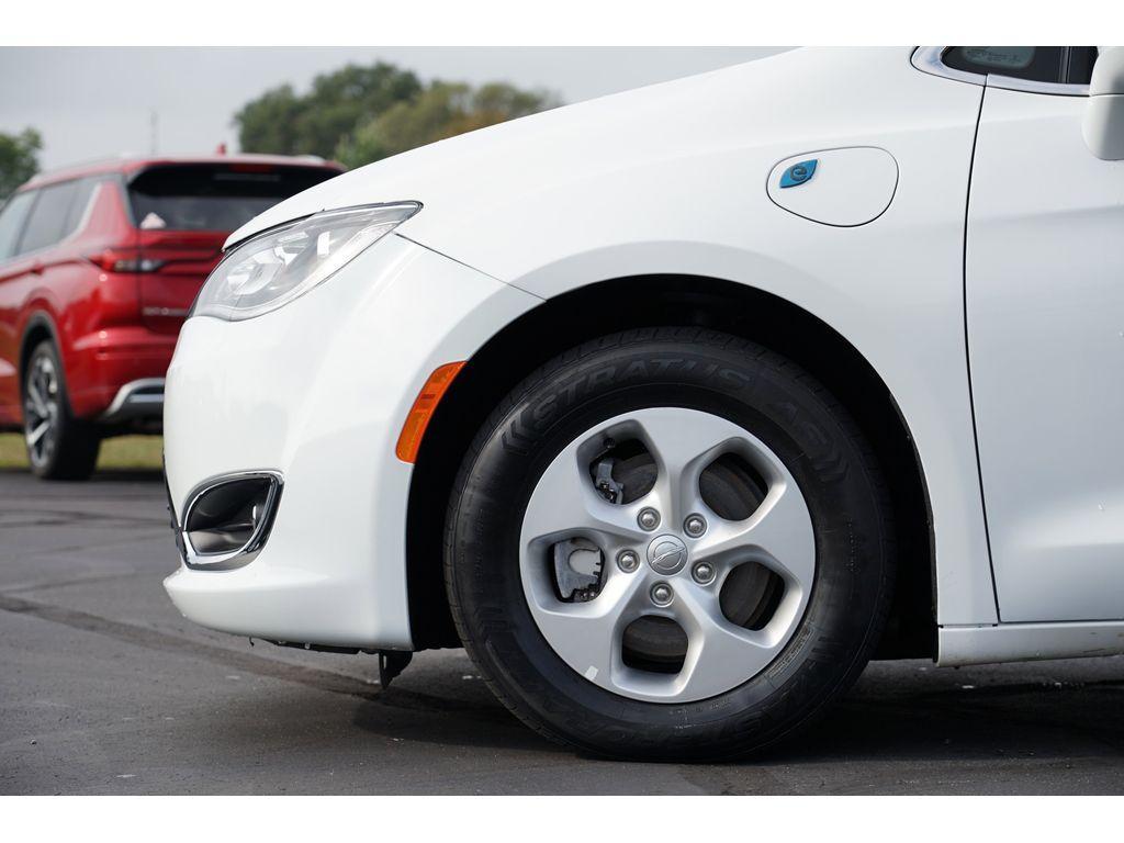 used 2017 Chrysler Pacifica Hybrid car, priced at $19,999