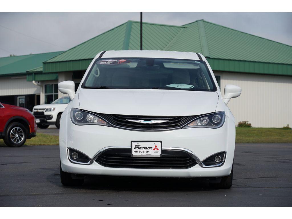 used 2017 Chrysler Pacifica Hybrid car, priced at $19,999