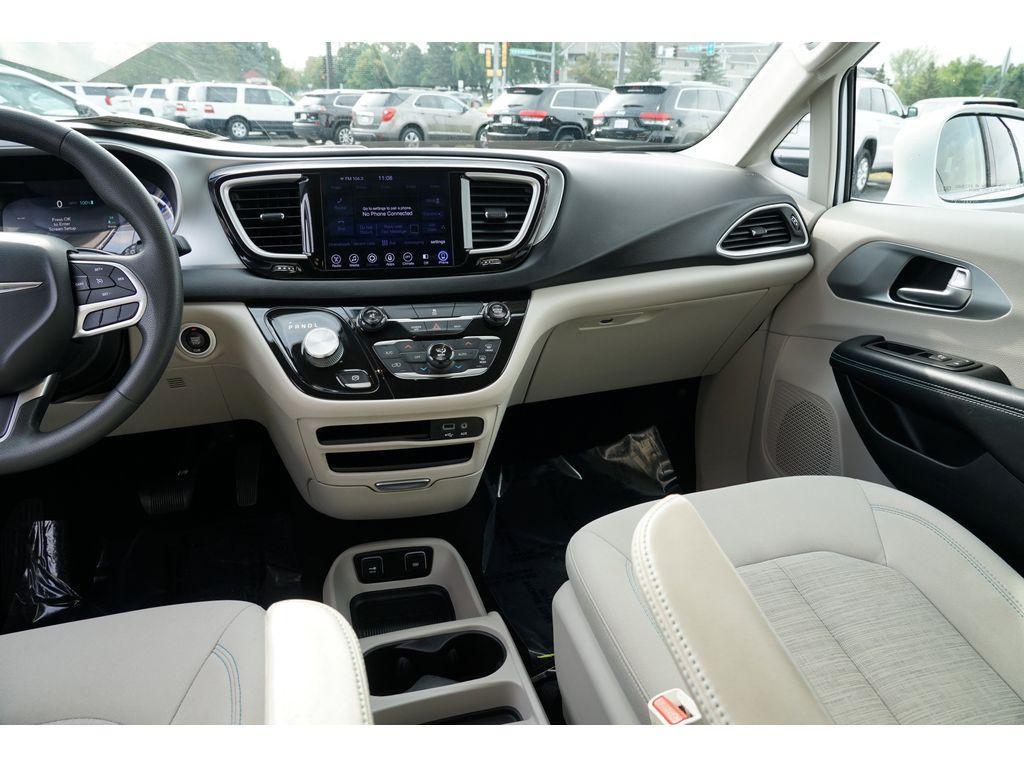 used 2017 Chrysler Pacifica Hybrid car, priced at $19,999