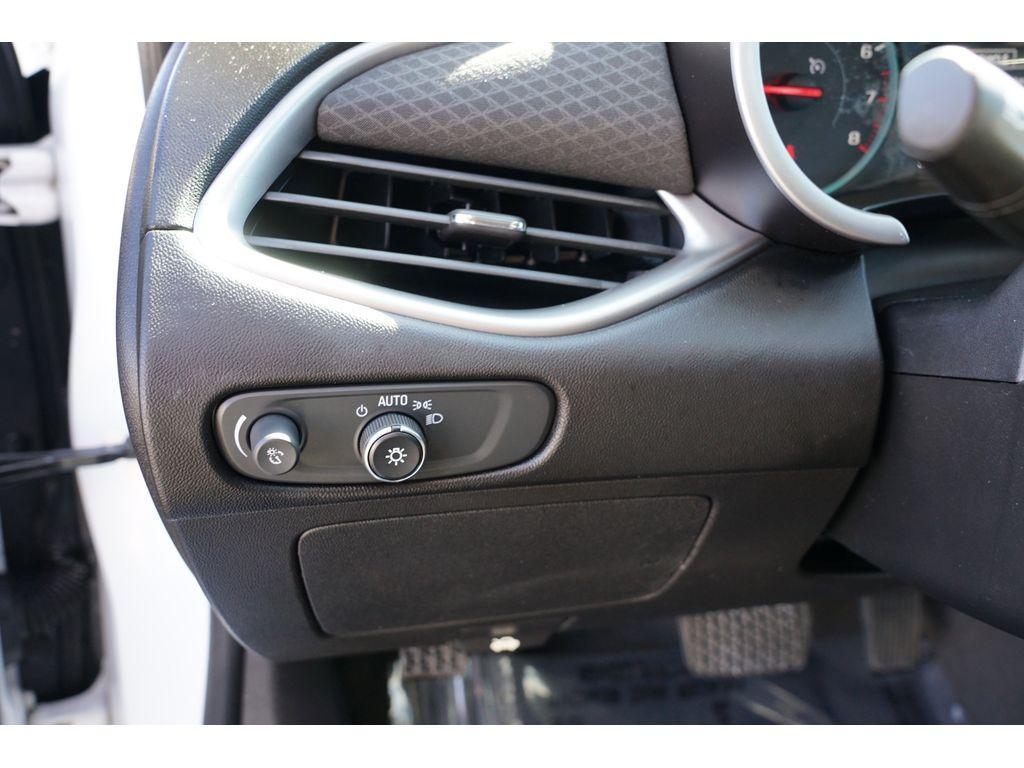 used 2018 Chevrolet Malibu car, priced at $19,999