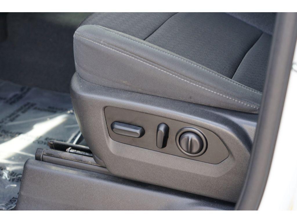 used 2021 Chevrolet Silverado 1500 car, priced at $26,999