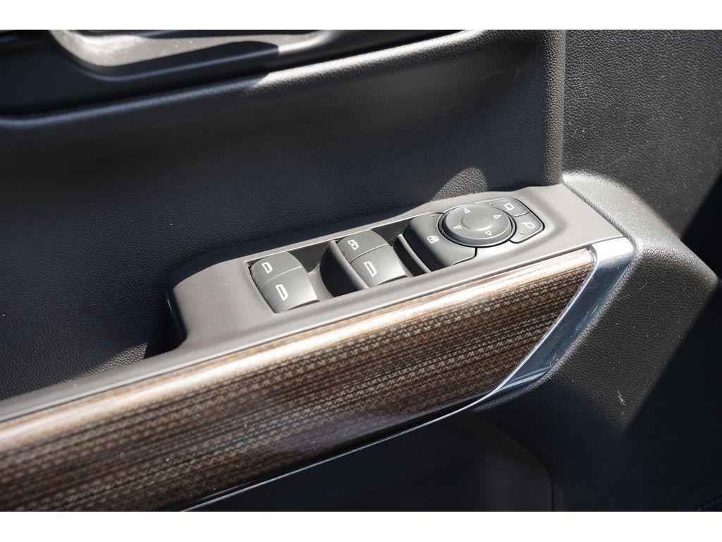 used 2021 Chevrolet Silverado 1500 car, priced at $26,999