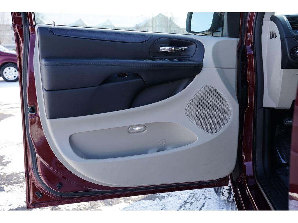 used 2017 Dodge Grand Caravan car, priced at $16,999