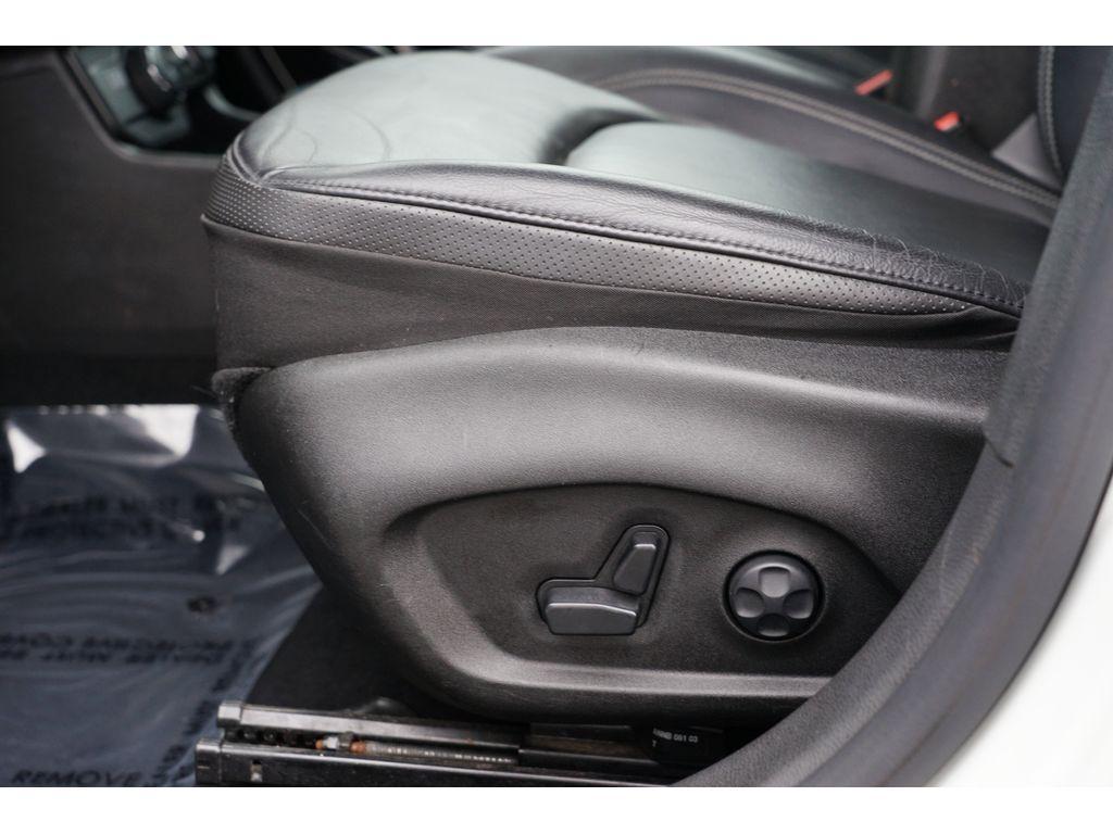 used 2020 Jeep Renegade car, priced at $15,999