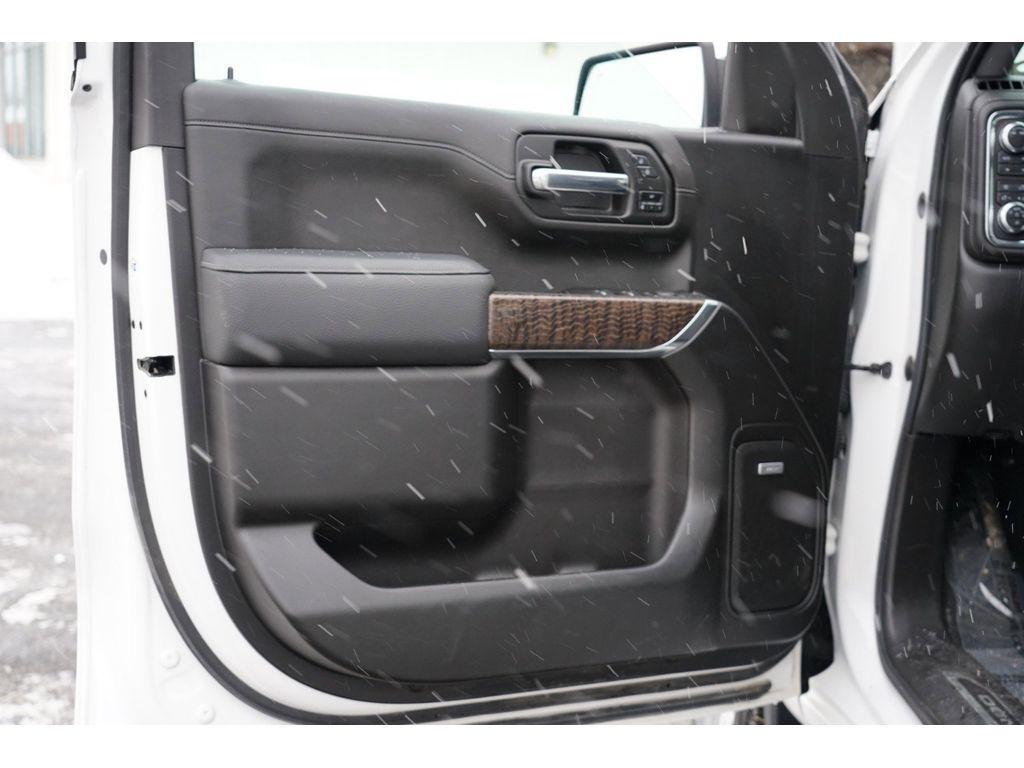 used 2021 GMC Sierra 1500 car, priced at $43,999