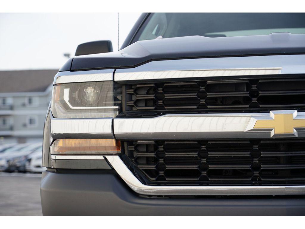 used 2018 Chevrolet Silverado 1500 car, priced at $19,999