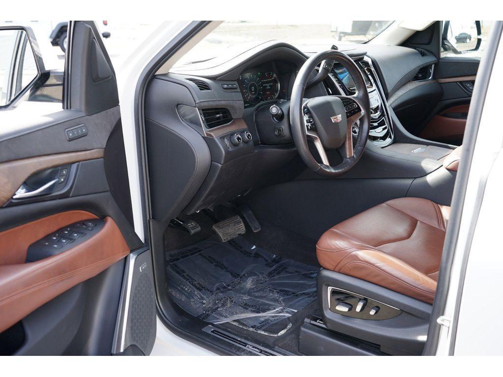 used 2020 Cadillac Escalade car, priced at $49,999