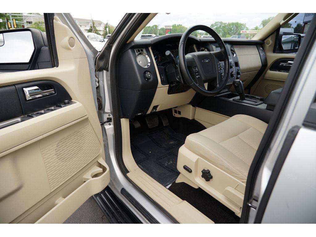 used 2015 Ford Expedition car, priced at $19,999