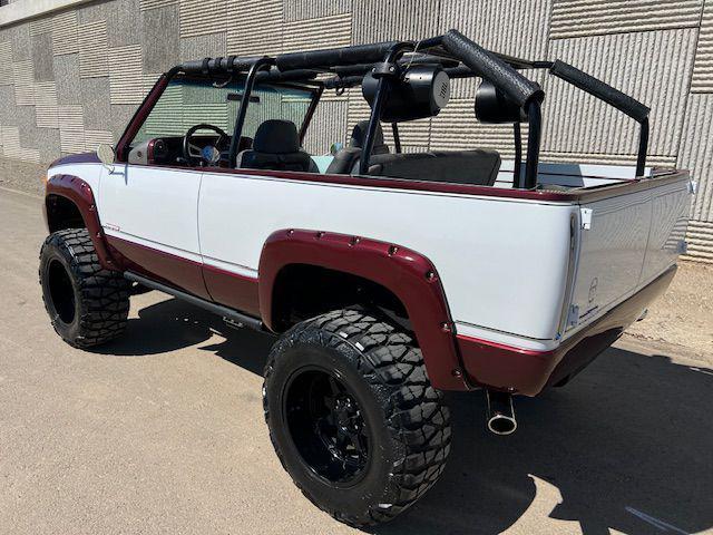 used 1995 Chevrolet Tahoe car, priced at $18,999