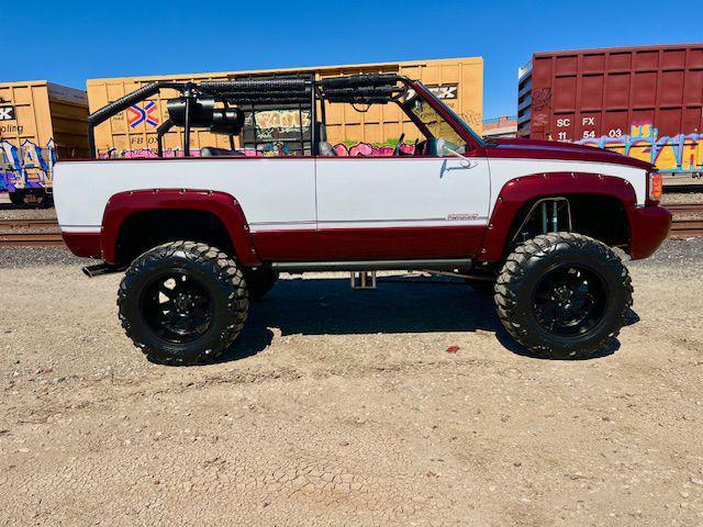 used 1995 Chevrolet Tahoe car, priced at $18,999