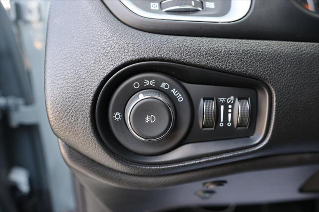 used 2018 Jeep Renegade car, priced at $12,995