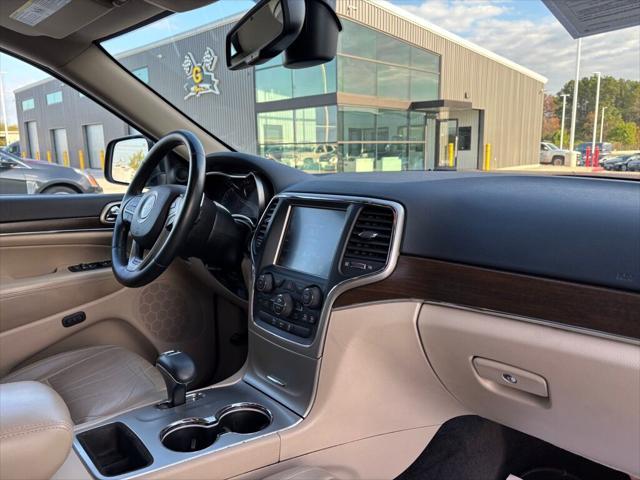 used 2015 Jeep Grand Cherokee car, priced at $15,295
