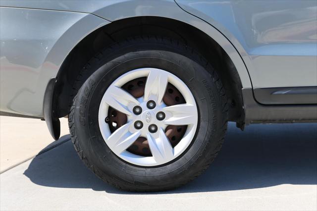 used 2009 Hyundai Santa Fe car, priced at $9,995