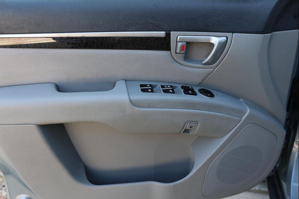 used 2009 Hyundai Santa Fe car, priced at $7,995