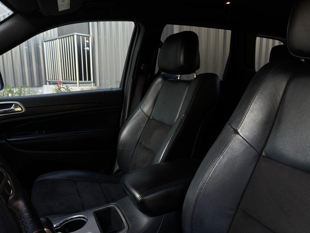 used 2020 Jeep Grand Cherokee car, priced at $17,995