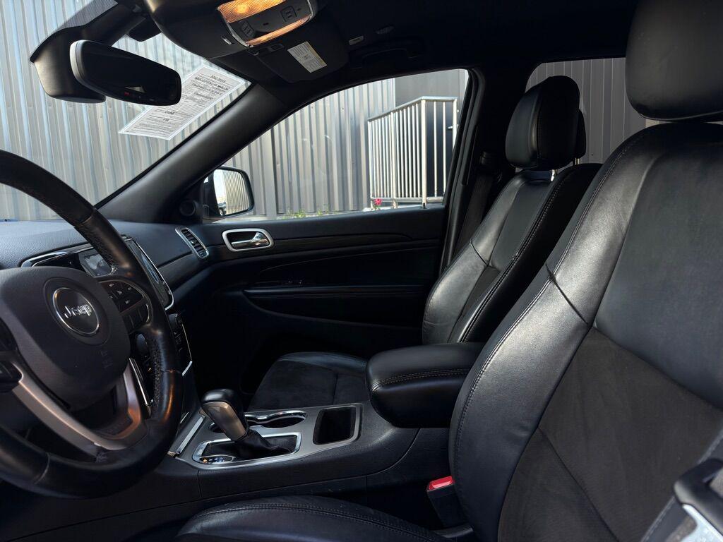 used 2020 Jeep Grand Cherokee car, priced at $17,995