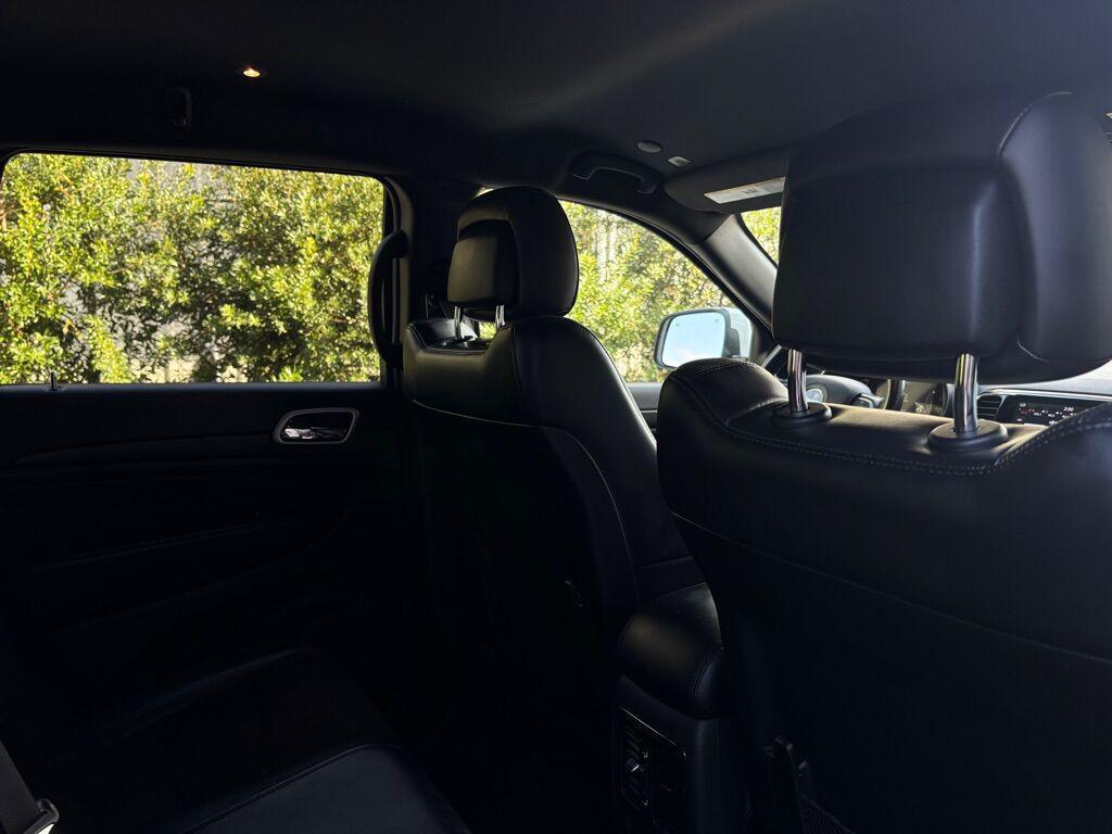 used 2020 Jeep Grand Cherokee car, priced at $17,995