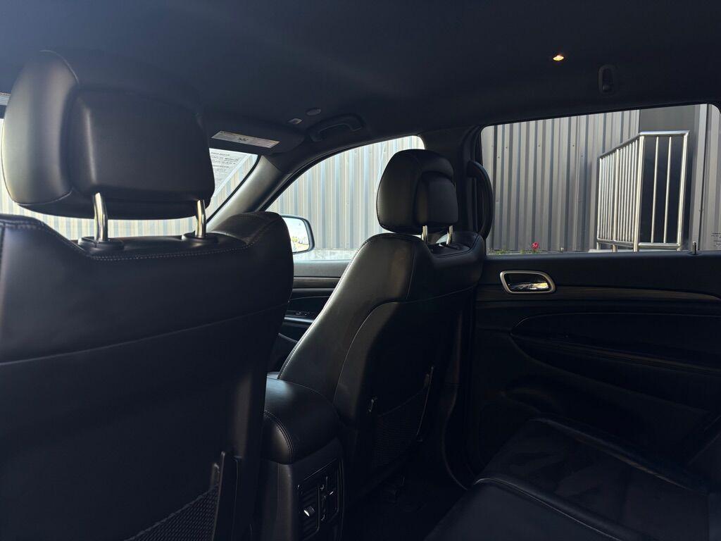 used 2020 Jeep Grand Cherokee car, priced at $17,995