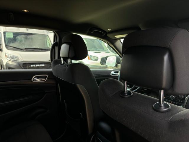 used 2018 Jeep Grand Cherokee car, priced at $14,495