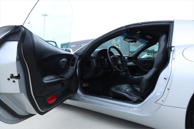 used 1998 Chevrolet Corvette car, priced at $14,995