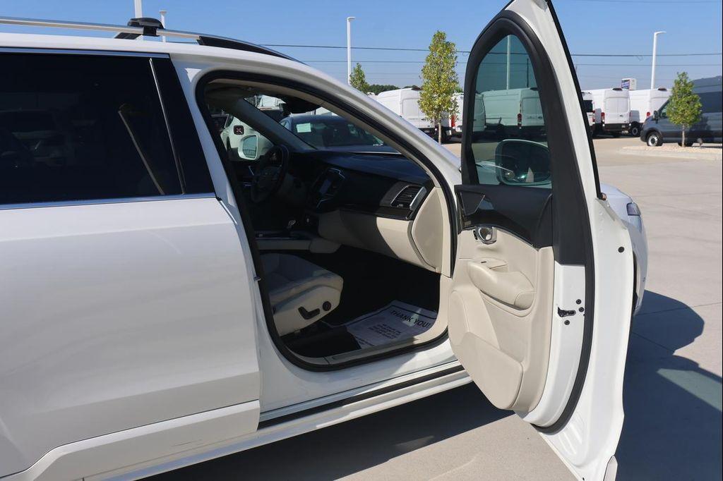 used 2017 Volvo XC90 car, priced at $16,995