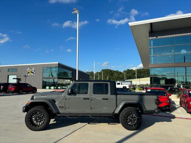 used 2022 Jeep Gladiator car, priced at $31,995