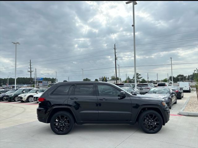 used 2018 Jeep Grand Cherokee car, priced at $17,995