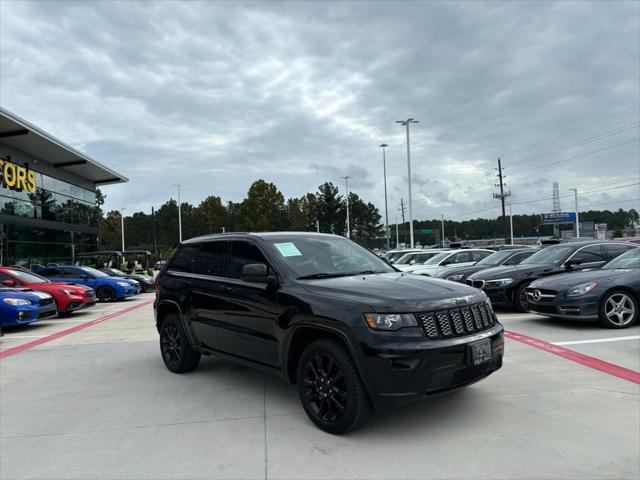 used 2018 Jeep Grand Cherokee car, priced at $17,995