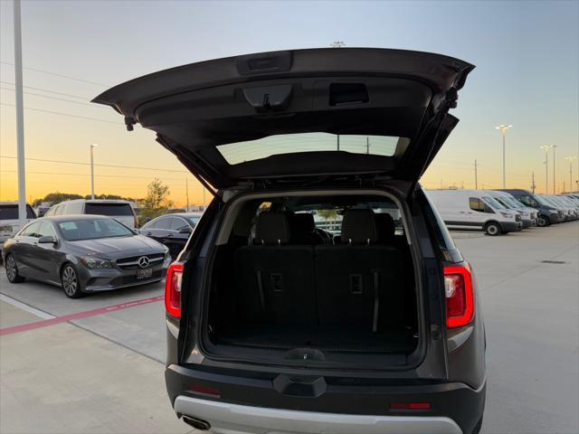 used 2020 GMC Acadia car, priced at $17,995