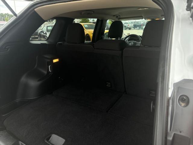 used 2016 Jeep Cherokee car, priced at $10,375