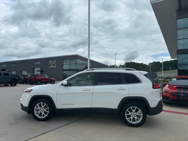 used 2016 Jeep Cherokee car, priced at $11,995