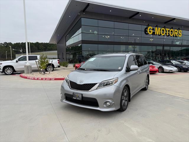 used 2016 Toyota Sienna car, priced at $15,995