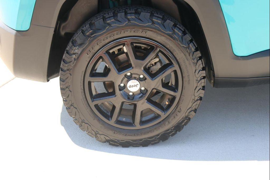 used 2022 Jeep Renegade car, priced at $17,895