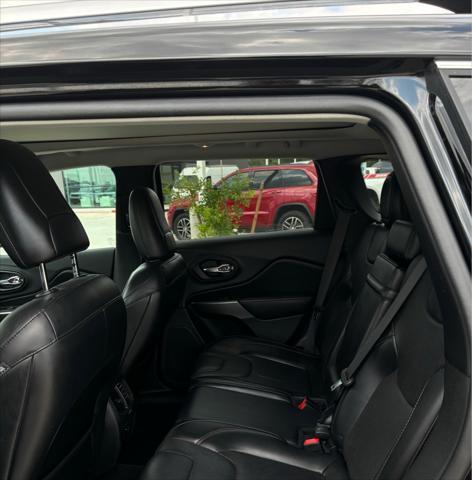 used 2019 Jeep Cherokee car, priced at $16,995